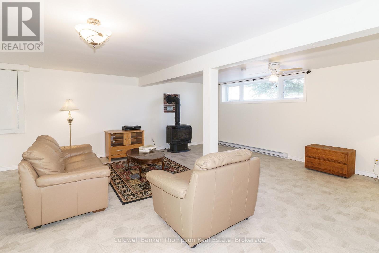 234 Yonge Street, Burk's Falls, Ontario  P0A 1C0 - Photo 33 - X12078423