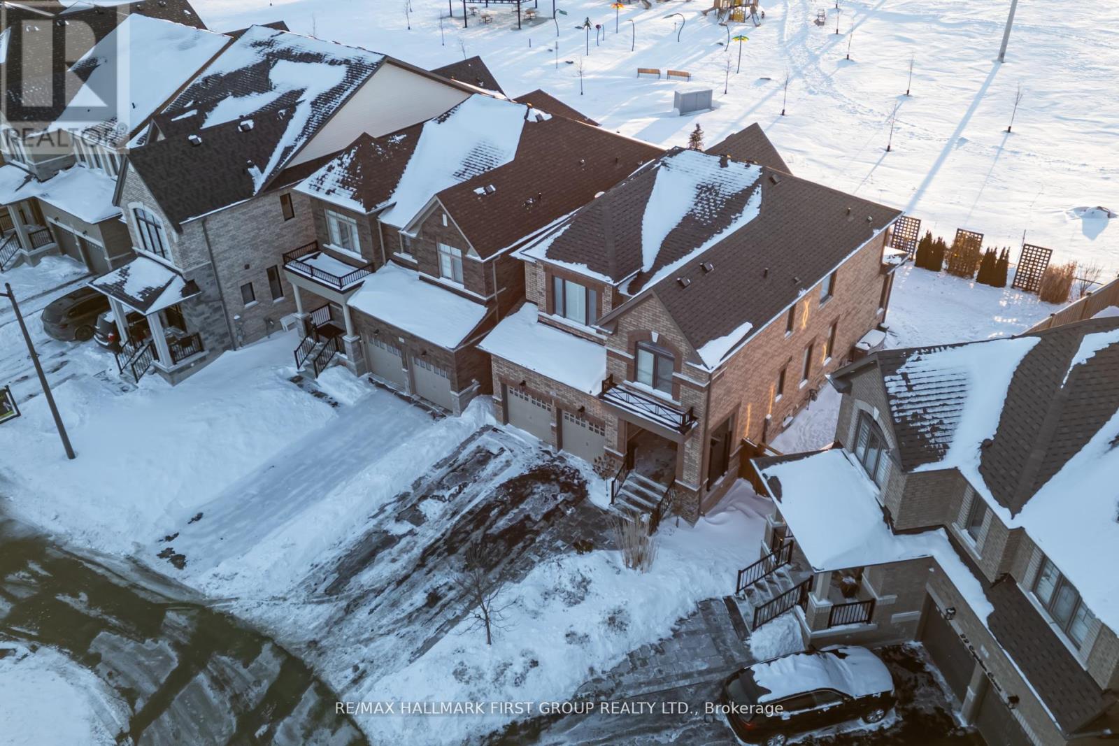 20 Capstan Court, Whitby, Ontario  L1P 0K5 - Photo 3 - E12775016