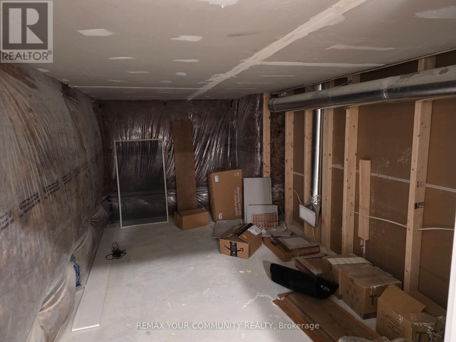 Bsmt - 33-400 Finch Avenue, Pickering, Ontario  L1V 0G7 - Photo 14 - E12775072