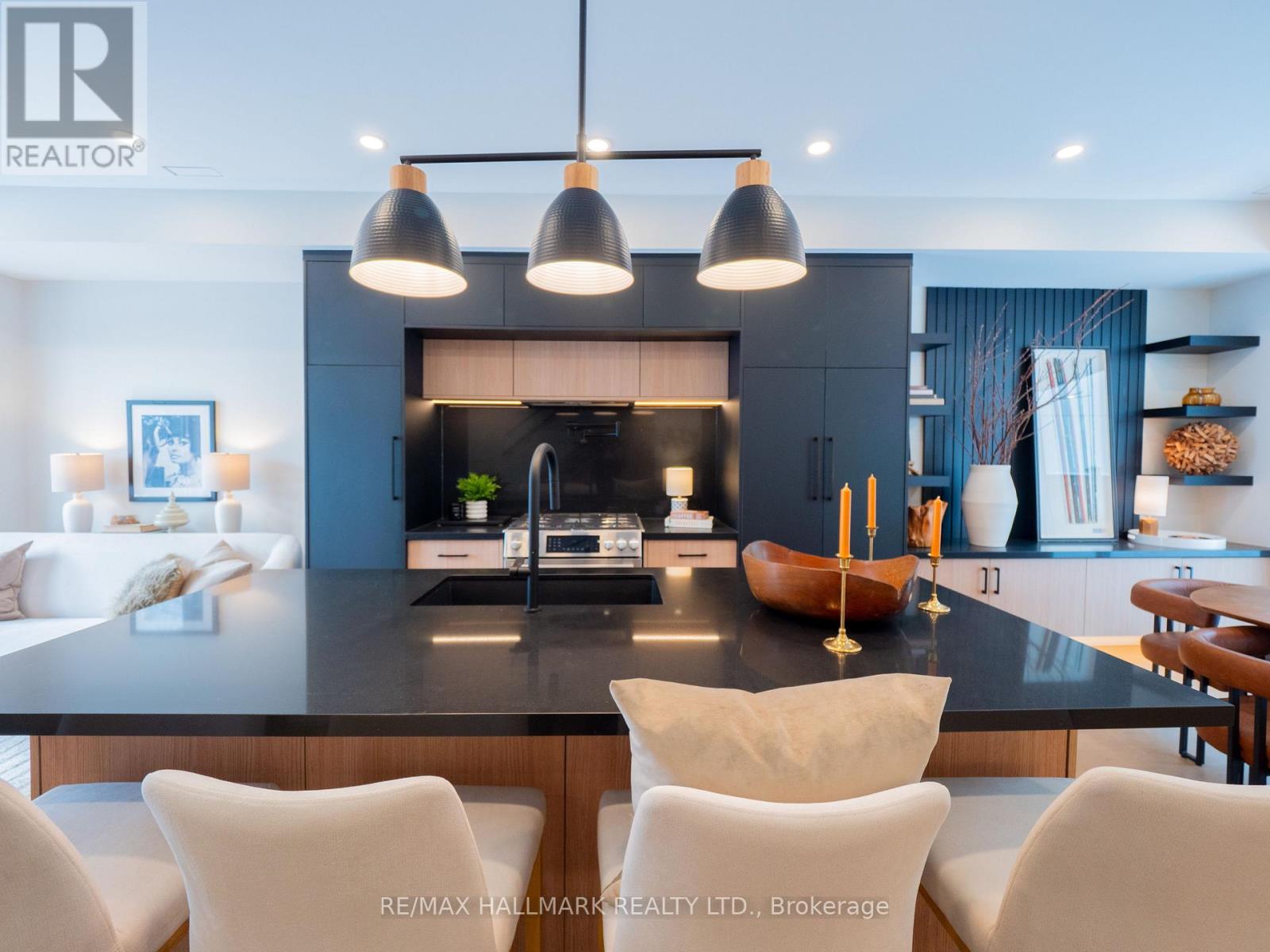 24 Harriet Street, Toronto, Ontario  M4L 2E9 - Photo 12 - E12775082