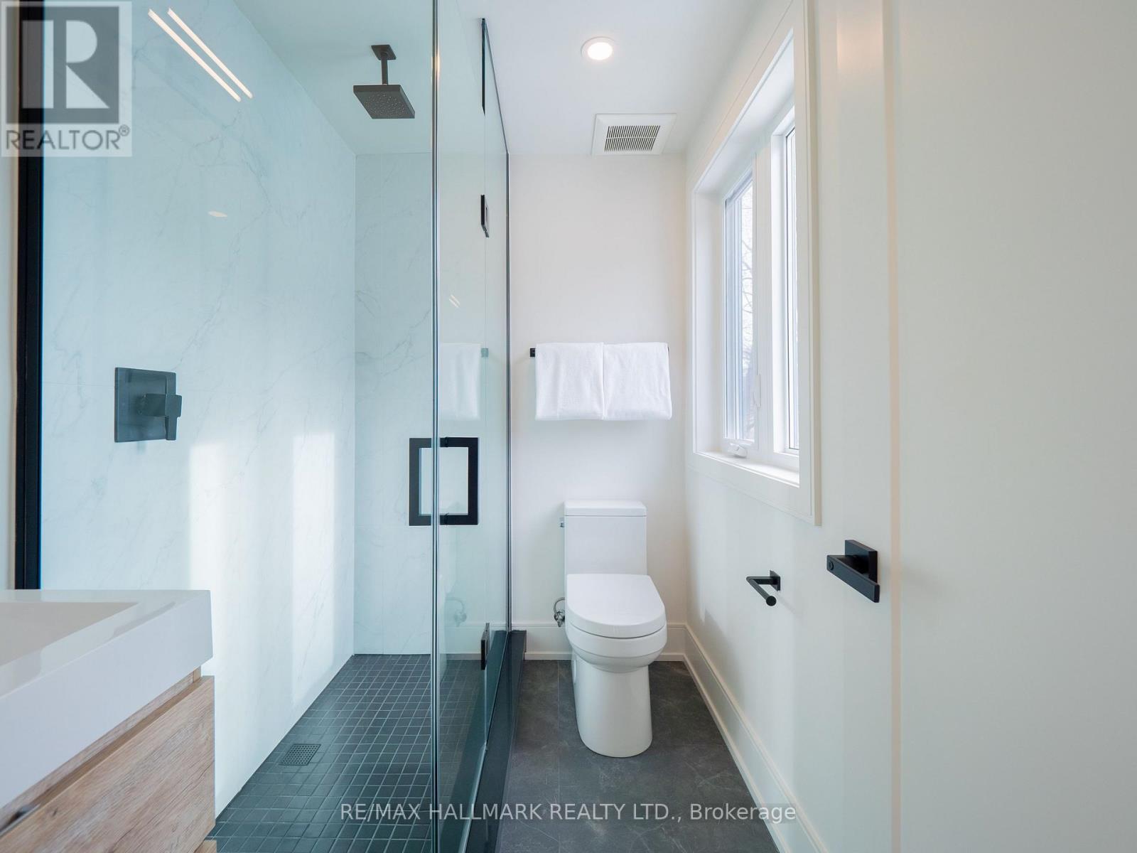 24 Harriet Street, Toronto, Ontario  M4L 2E9 - Photo 24 - E12775082