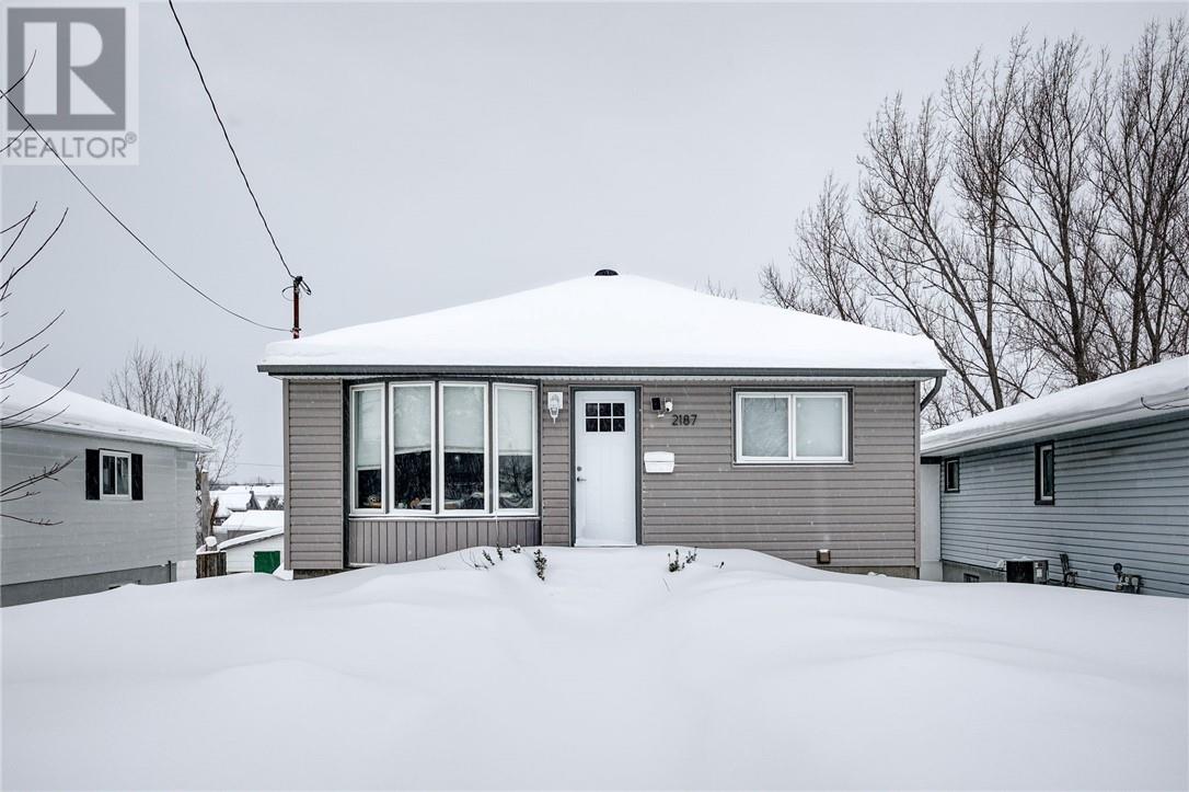 2187 Bancroft Drive, Sudbury, Ontario  P3B 1T2 - Photo 2 - 2126362
