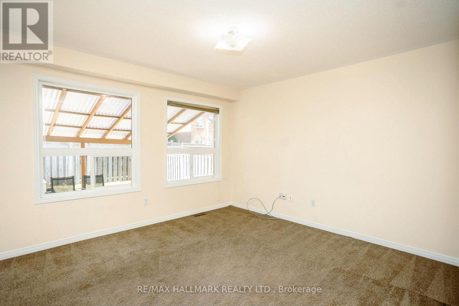 384 Flagstone Way, Newmarket, Ontario  L3X 2R3 - Photo 14 - N12774174