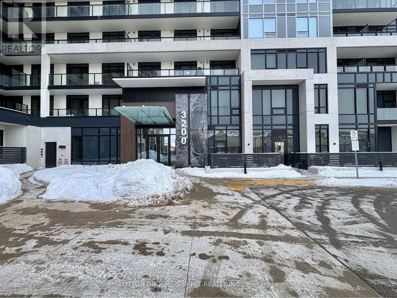 1210 - 3200 William Coltson Avenue, Oakville, Ontario  L6H 7W6 - Photo 5 - W12774346