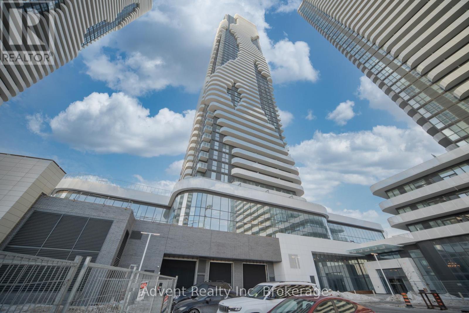 5512 - 8 INTERCHANGE WAY, Vaughan, Ontario