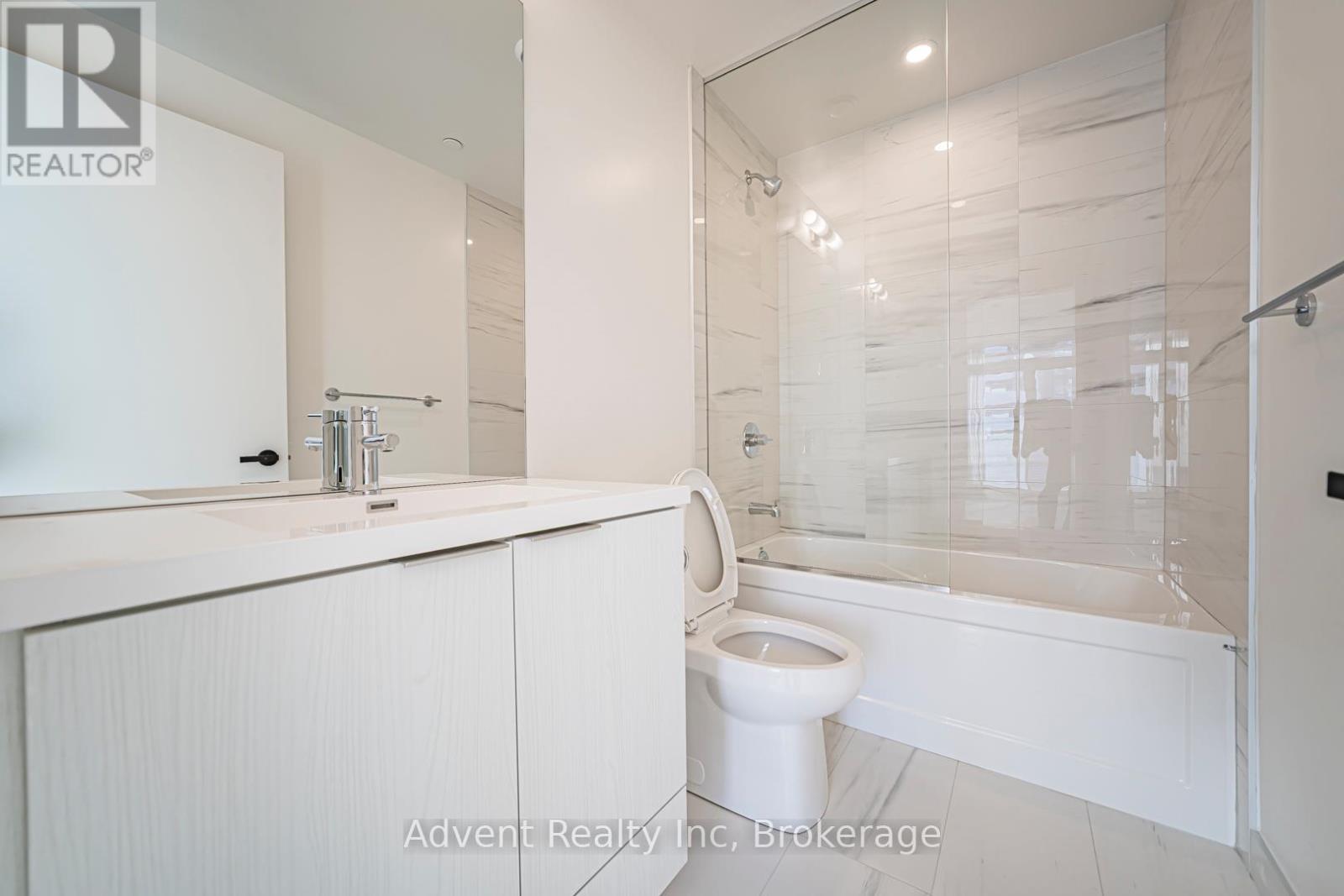 5512 - 8 Interchange Way, Vaughan, Ontario  L4K 0R2 - Photo 16 - N12775020