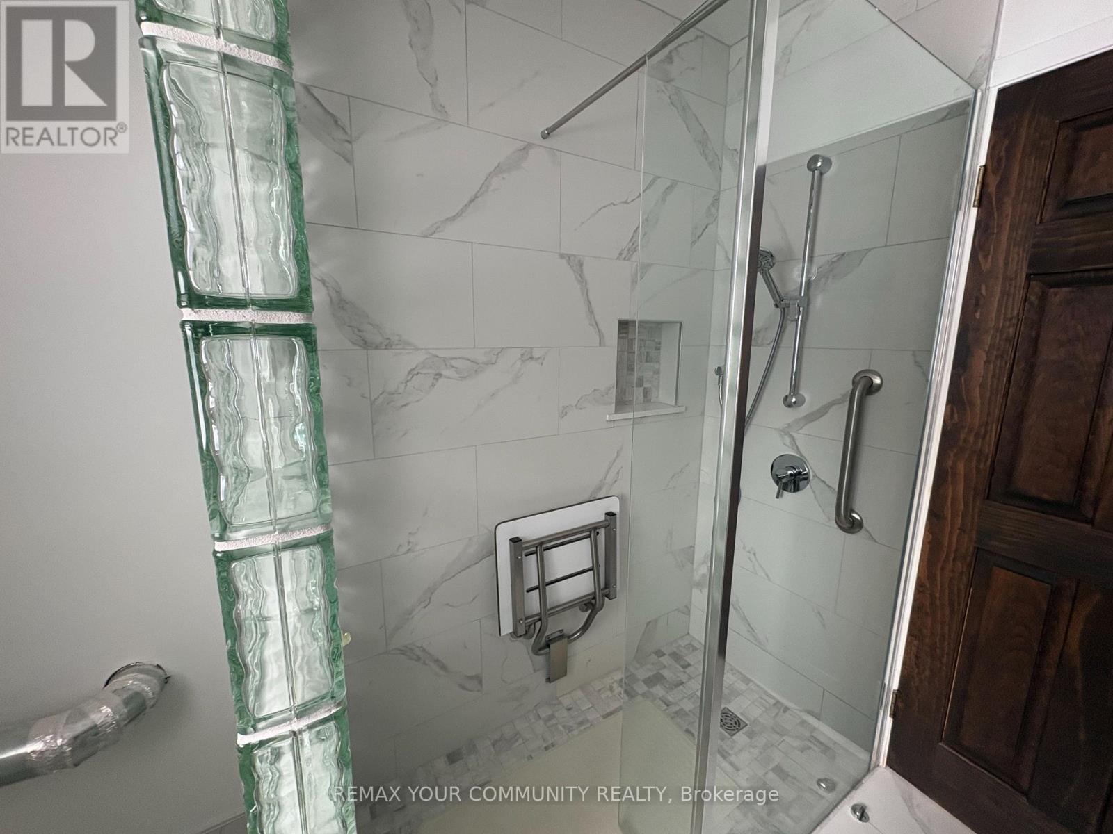 24 Lancer Drive, Vaughan, Ontario  L6A 1E1 - Photo 12 - N12775100