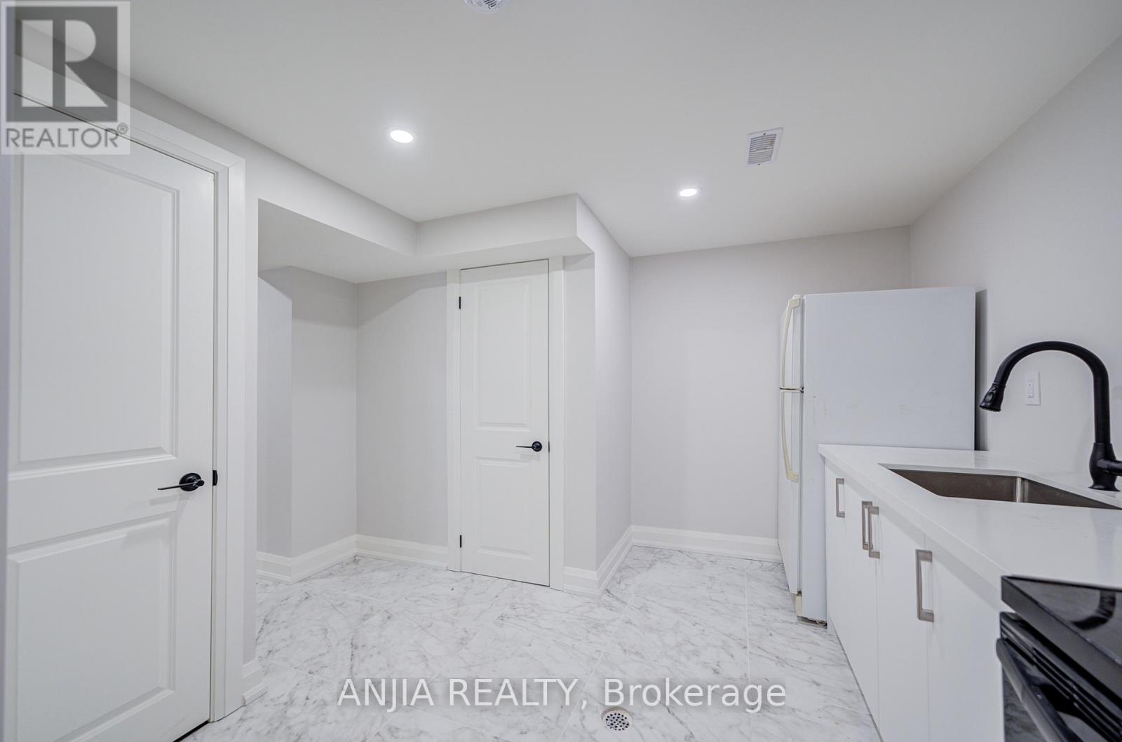 11 Drakefield Road, Markham, Ontario  L3P 1G6 - Photo 37 - N12775106