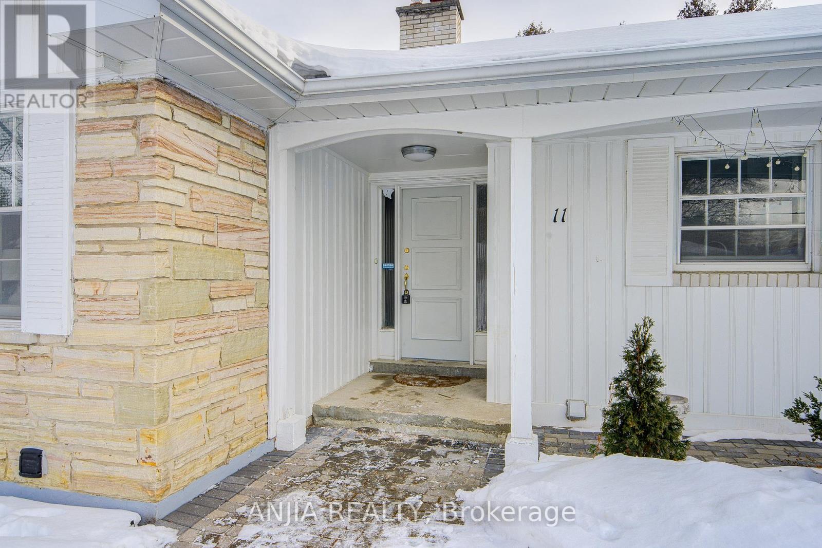 11 Drakefield Road, Markham, Ontario  L3P 1G6 - Photo 6 - N12775106