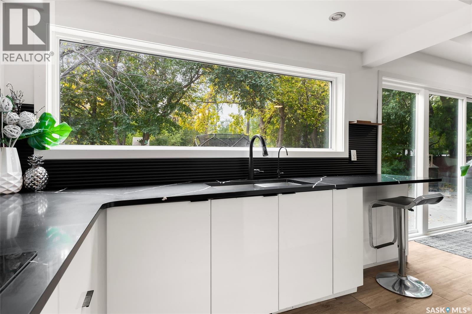 3051 Quinn Drive, Regina, Saskatchewan  S4P 2W3 - Photo 21 - SK028111