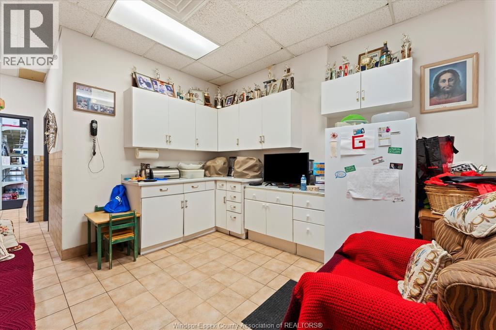871 Erie Street East, Windsor, Ontario N9A 3Y7 - Photo 19 - 26002914