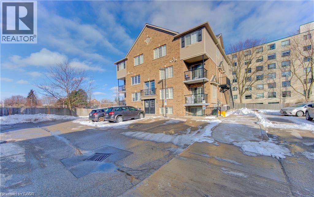 12 Holborn Drive Unit# E33, Kitchener, Ontario  N2A 0A4 - Photo 20 - 40802731