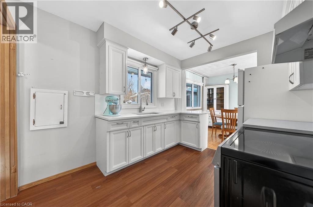 376 Greenbrook Drive, Kitchener, Ontario  N2M 4K4 - Photo 17 - 40804043