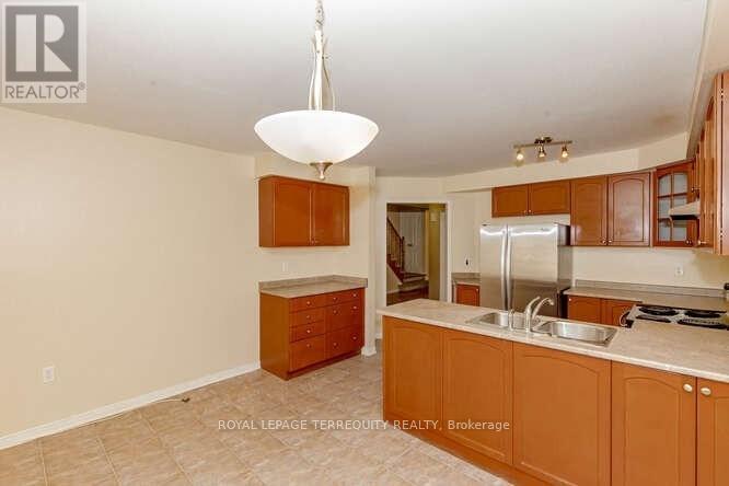 86 - 6035 Bidwell Trail, Mississauga, Ontario  L5V 3C9 - Photo 7 - W12775058