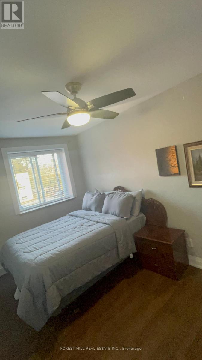 4 - 2128 Ghent Avenue, Burlington, Ontario  L7L 5B9 - Photo 11 - W12775090