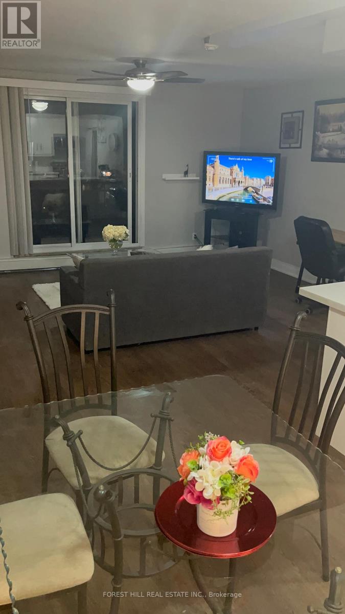 4 - 2128 Ghent Avenue, Burlington, Ontario  L7L 5B9 - Photo 5 - W12775090