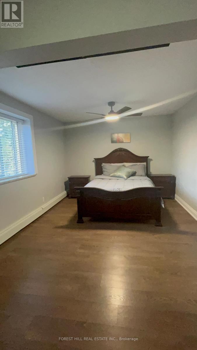 4 - 2128 Ghent Avenue, Burlington, Ontario  L7L 5B9 - Photo 8 - W12775090