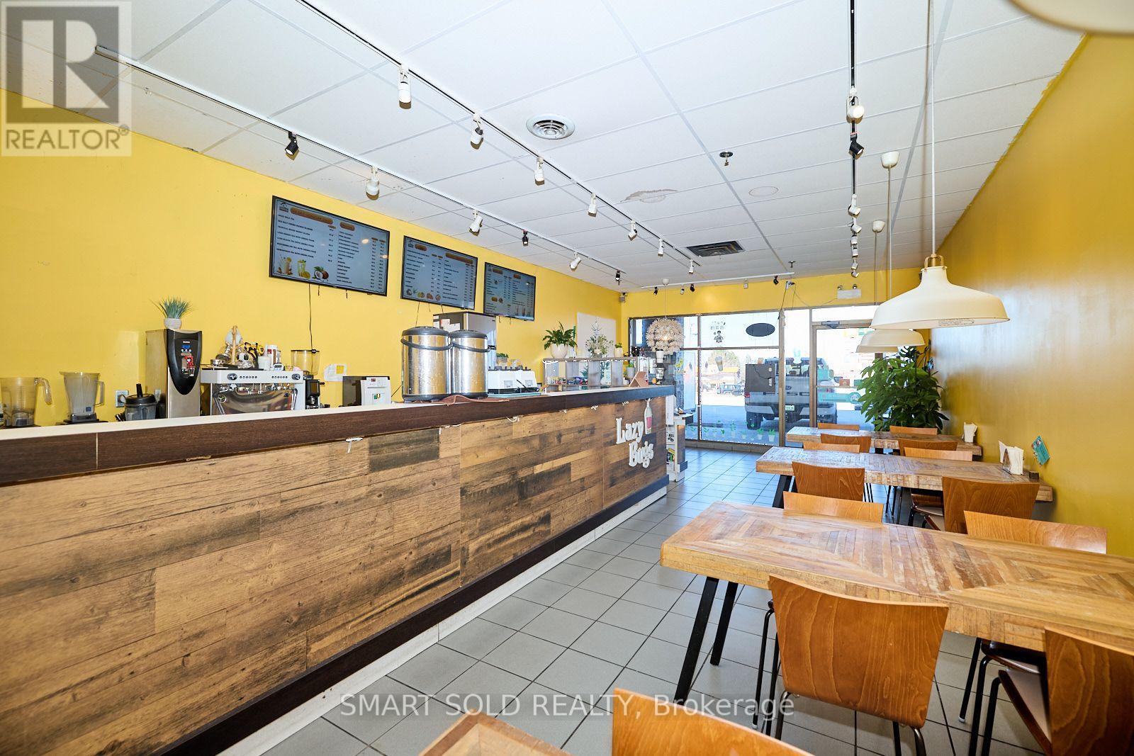 A14 - 210 Glendale Avenue, St. Catharines, Ontario  L2T 3Y6 - Photo 6 - X12775036