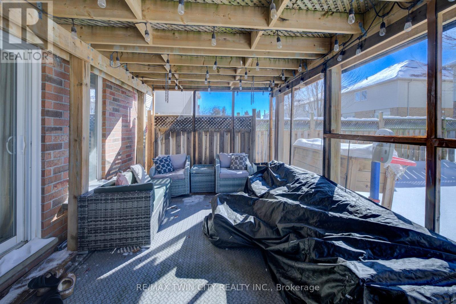 144 Patton Drive, Cambridge, Ontario  N3C 4L4 - Photo 41 - X12775084