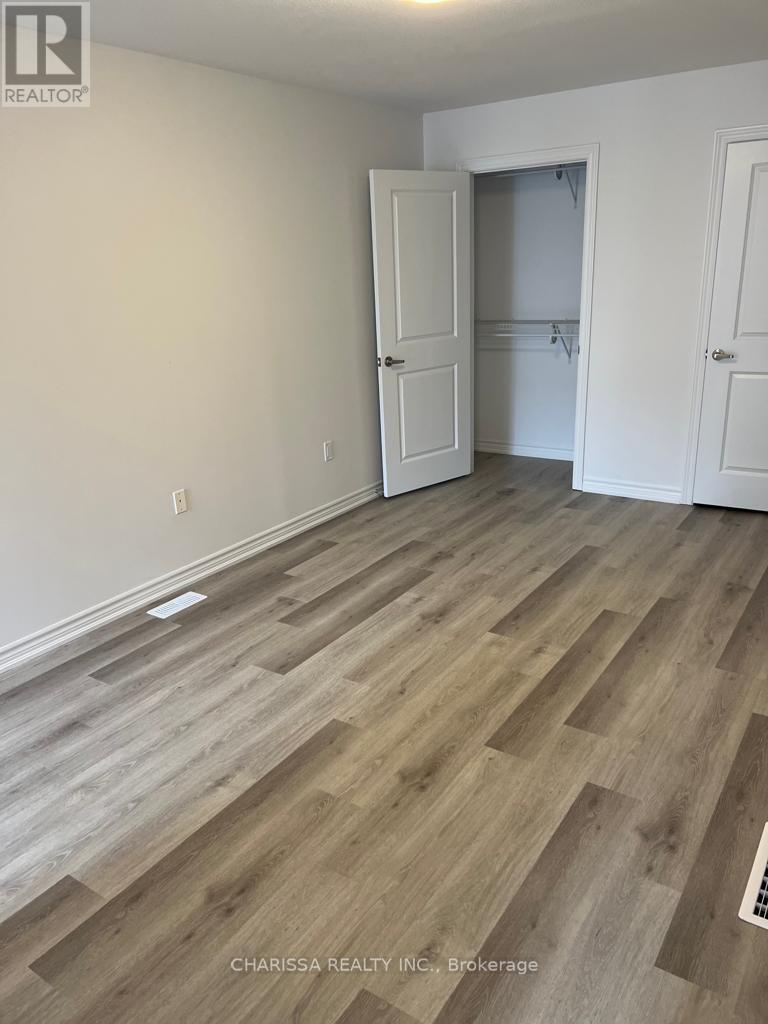 102 - 461 Blackburn Drive, Brantford, Ontario  N3T 0W9 - Photo 6 - X12775102