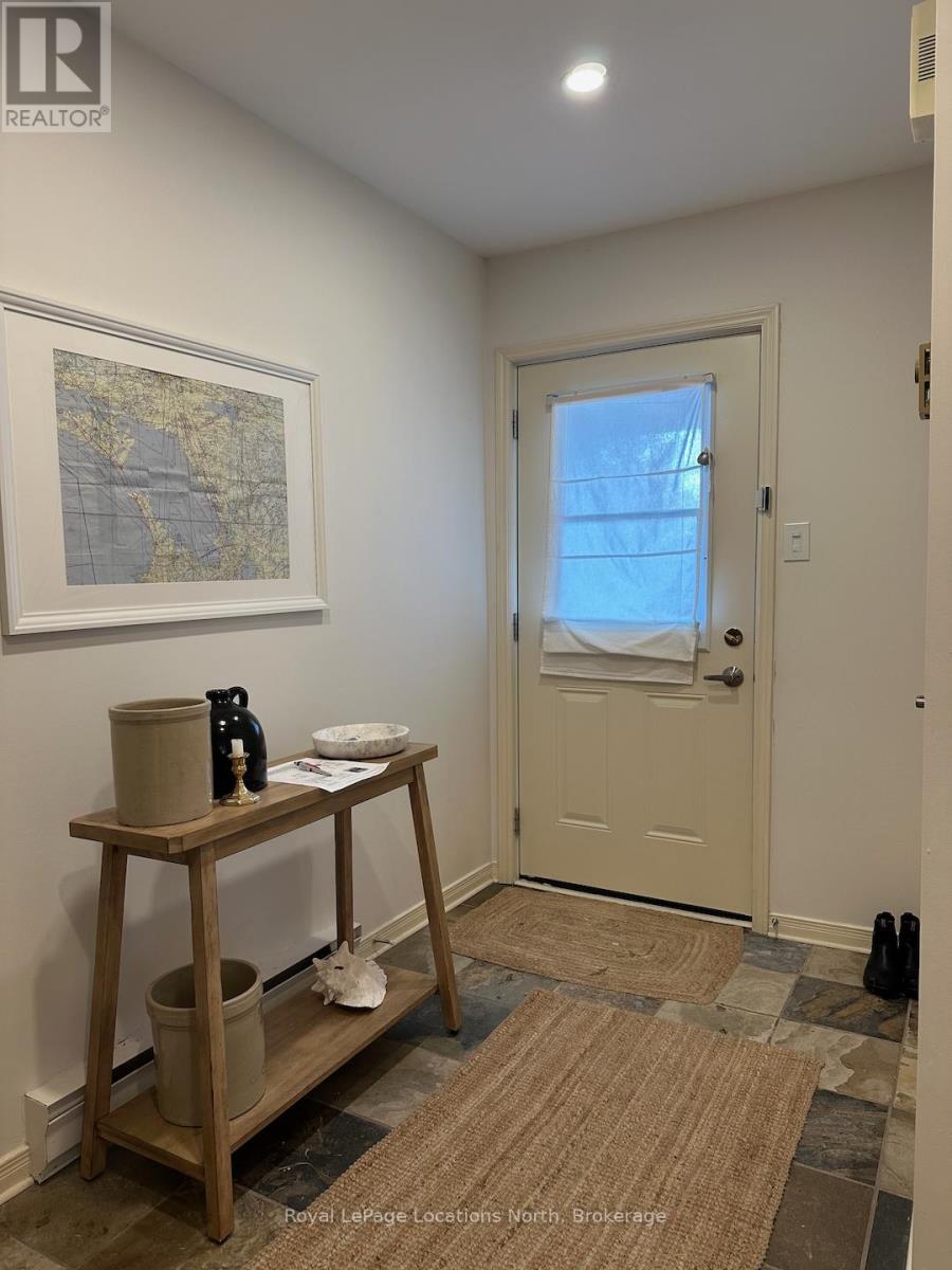 378 Mariners Way, Collingwood, Ontario  L9Y 5C7 - Photo 2 - S12774012