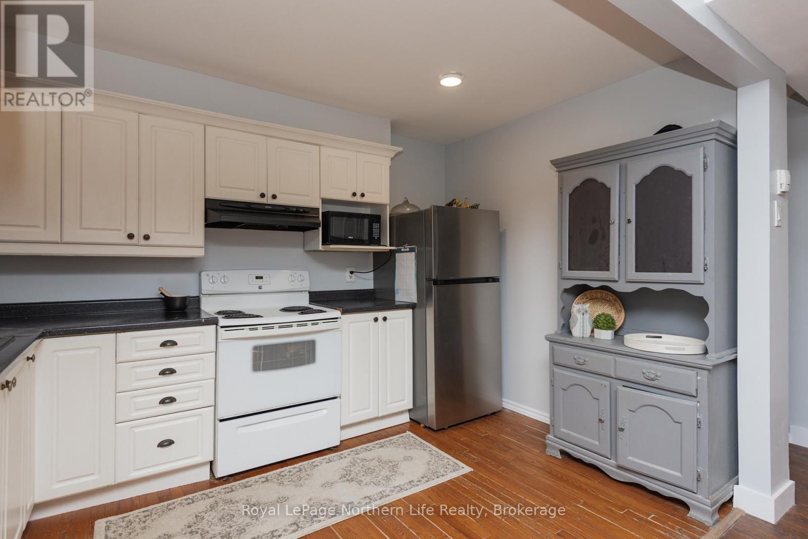 21 Blair Street, North Bay, Ontario  P1A 3V9 - Photo 11 - X12775418