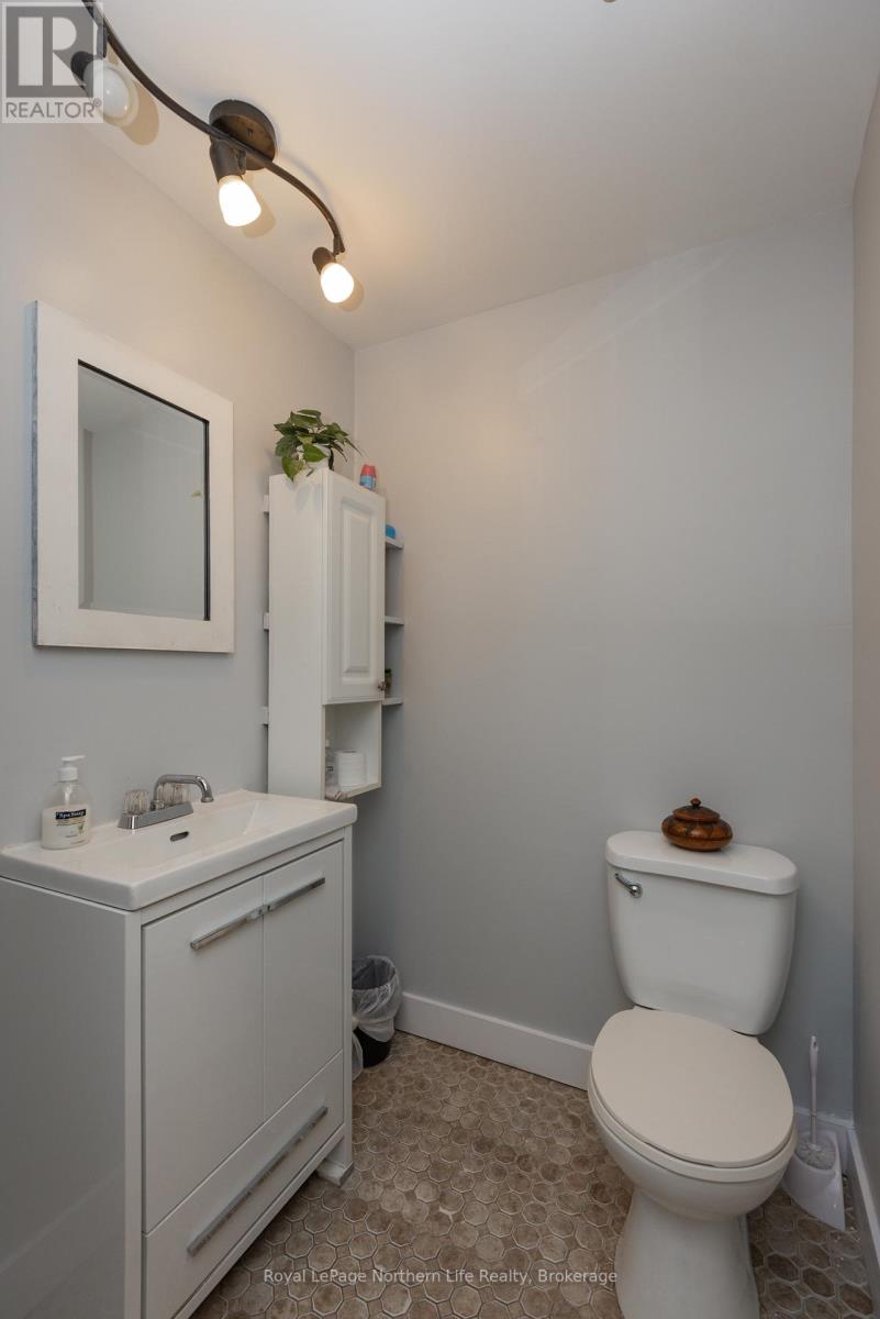 21 Blair Street, North Bay, Ontario  P1A 3V9 - Photo 13 - X12775418