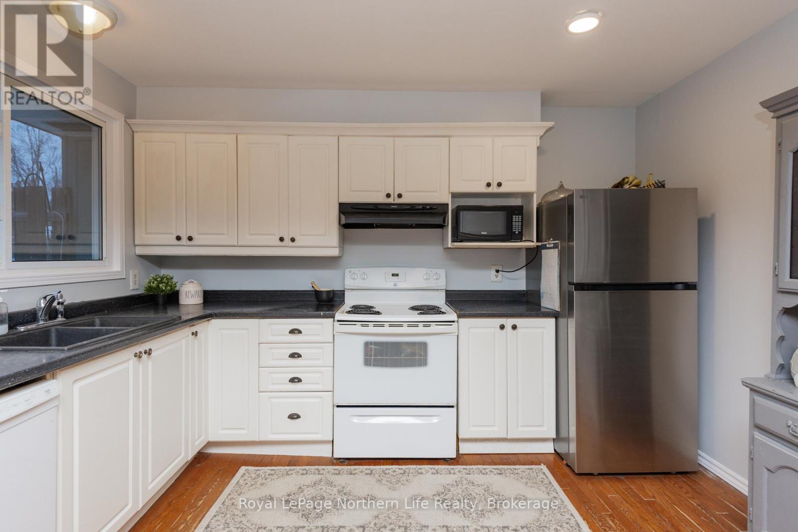 21 Blair Street, North Bay, Ontario  P1A 3V9 - Photo 9 - X12775418