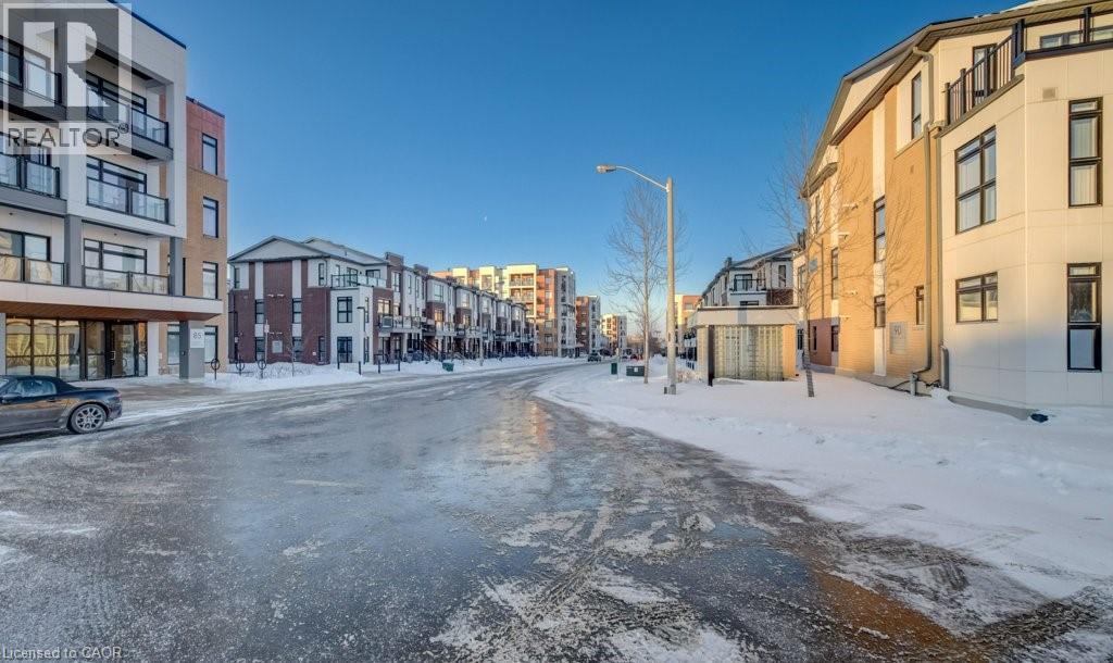 90 Canon Jackson Drive Unit# 103, Toronto, Ontario  M6M 0C1 - Photo 16 - 40804202