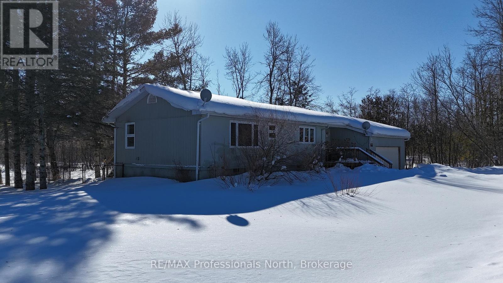 16 Anson Street, Minden Hills, Ontario  K0M 2K0 - Photo 23 - X12775386