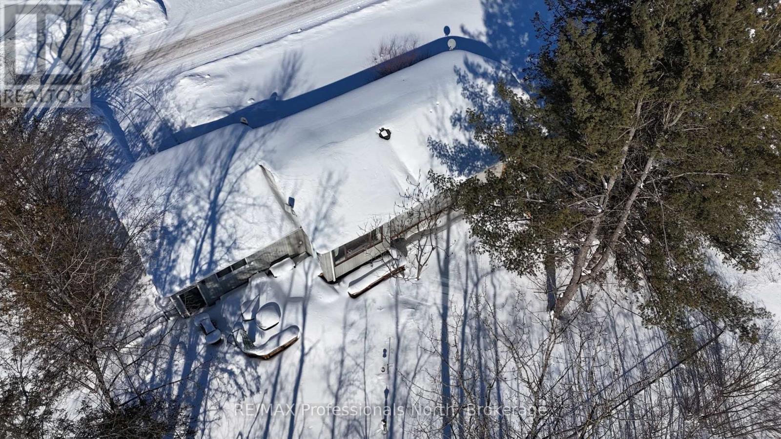 16 Anson Street, Minden Hills, Ontario  K0M 2K0 - Photo 25 - X12775386