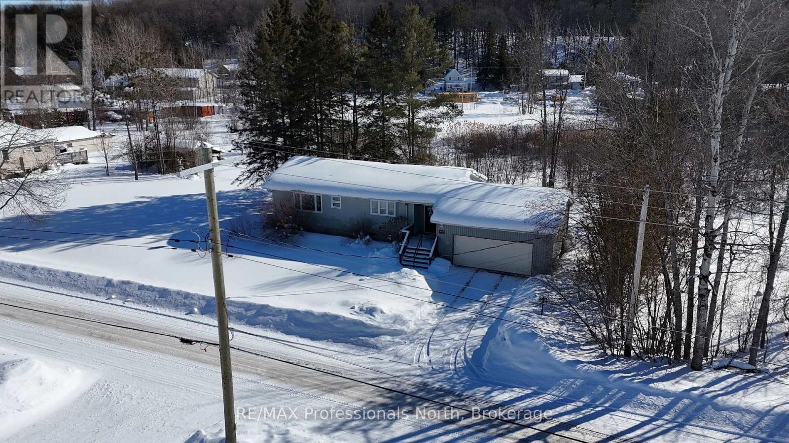 16 Anson Street, Minden Hills, Ontario  K0M 2K0 - Photo 26 - X12775386