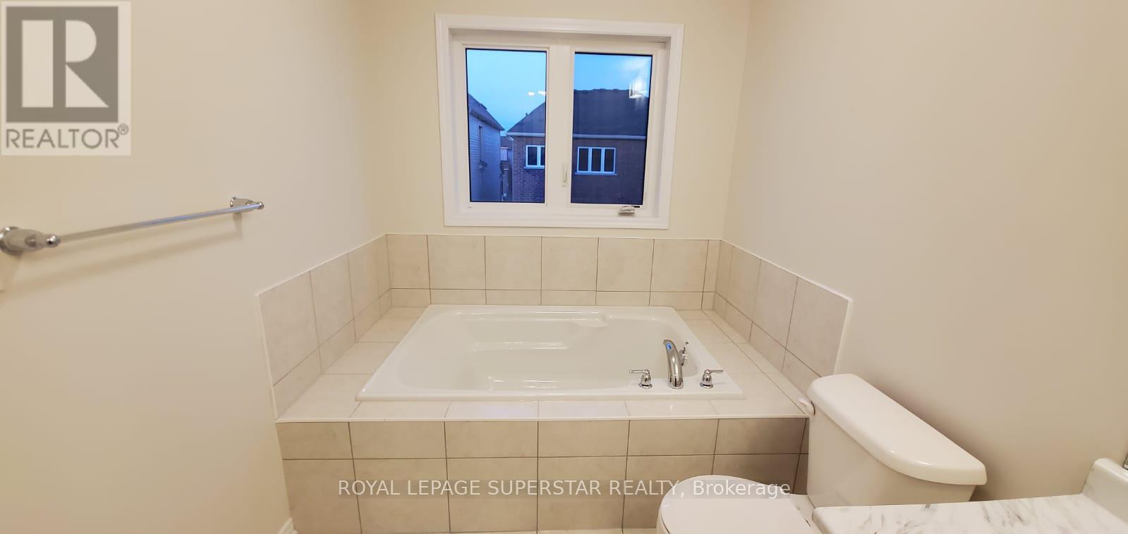 71 Esther Crescent, Thorold, Ontario  L3B 0G3 - Photo 7 - X12720720