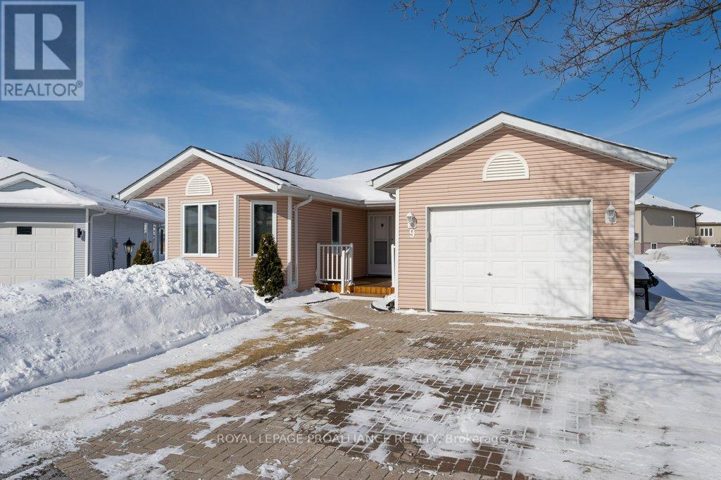 9 QUAKER COURT, prince edward county (wellington ward), Ontario