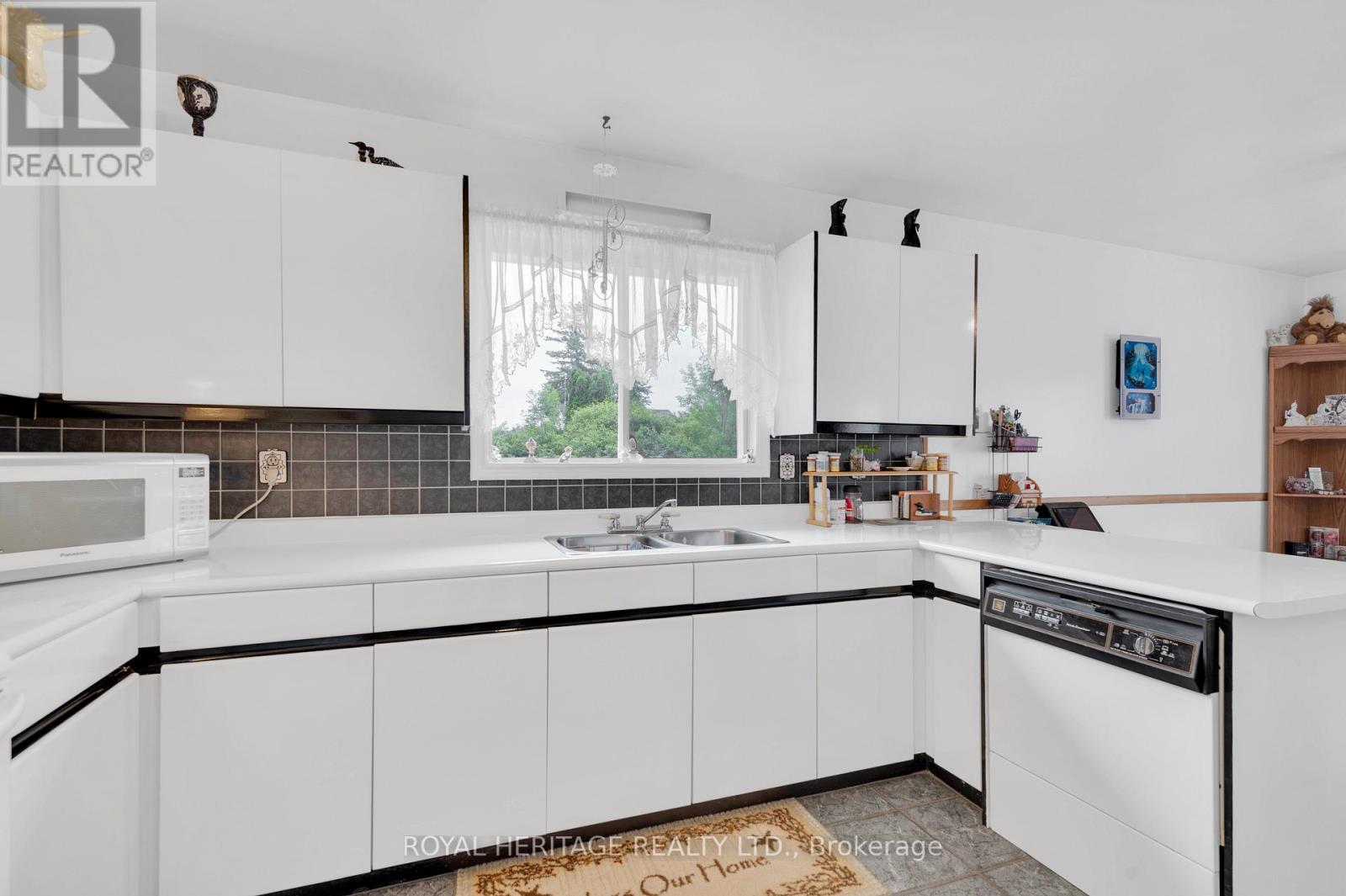 1321c Airport Parkway, Belleville (Belleville Ward), Ontario  K8N 4Z6 - Photo 20 - X12775336