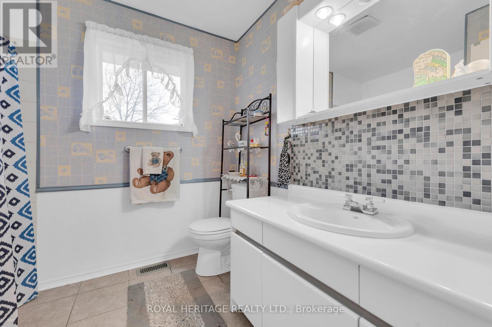 1321c Airport Parkway, Belleville (Belleville Ward), Ontario  K8N 4Z6 - Photo 22 - X12775336