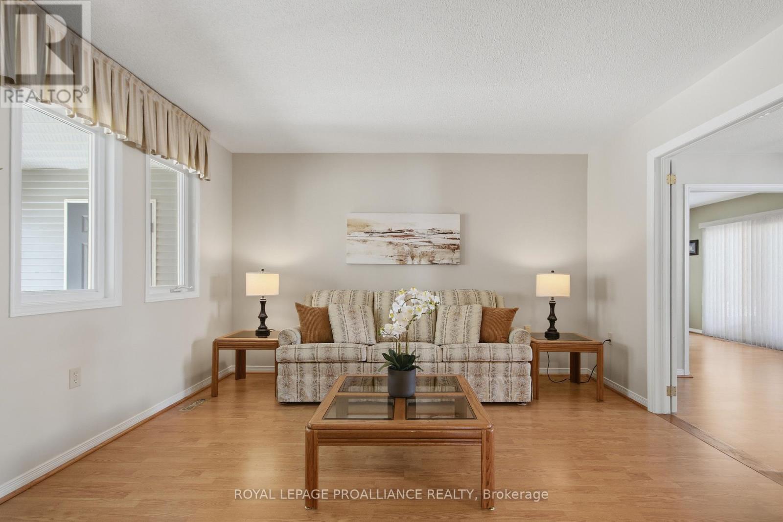 5 Cretney Drive, Prince Edward County (Wellington Ward), Ontario  K0K 3L0 - Photo 7 - X12775390