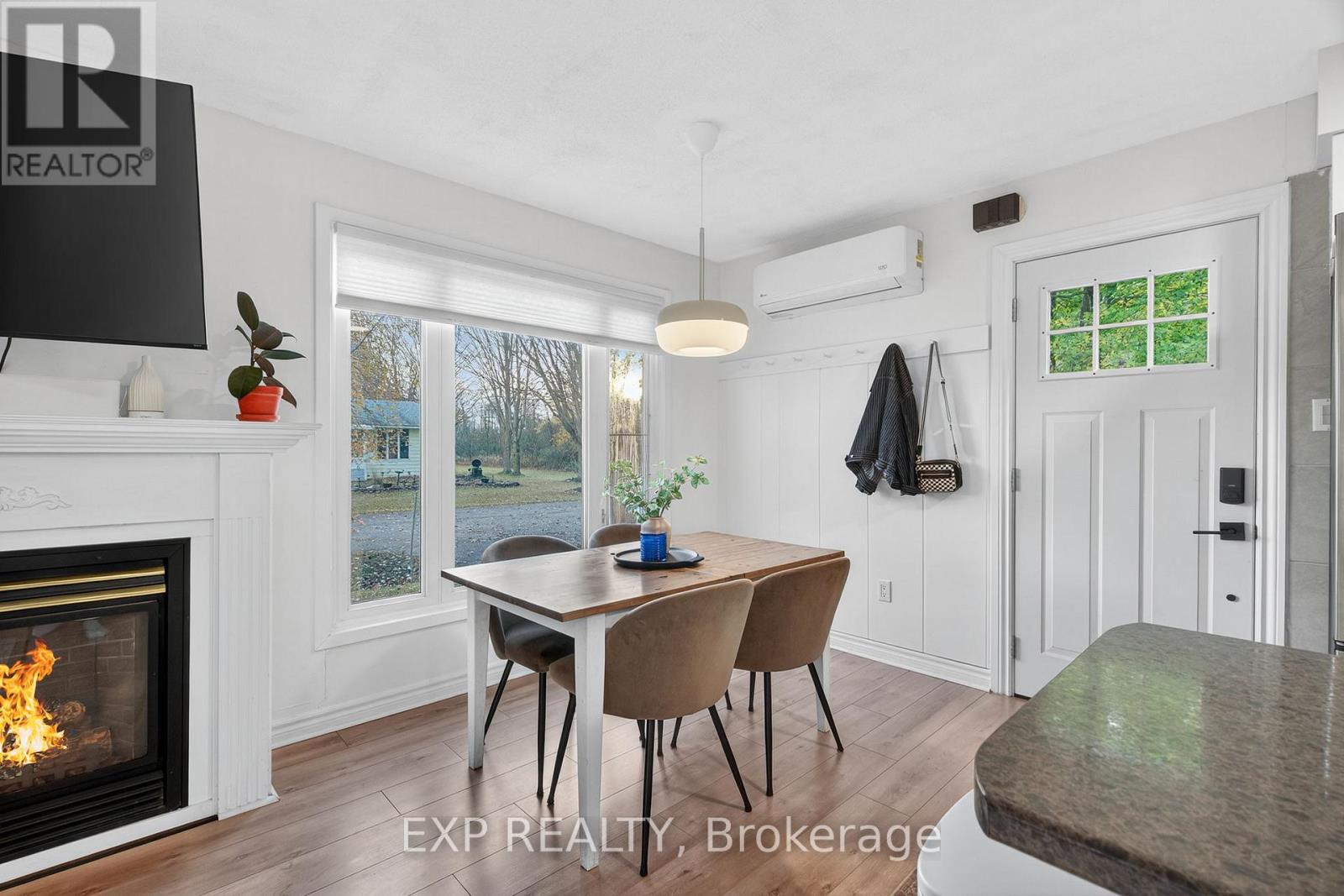 78 Fawcett Avenue, Prince Edward County (Hallowell), Ontario  K0K 2T0 - Photo 4 - X12775424