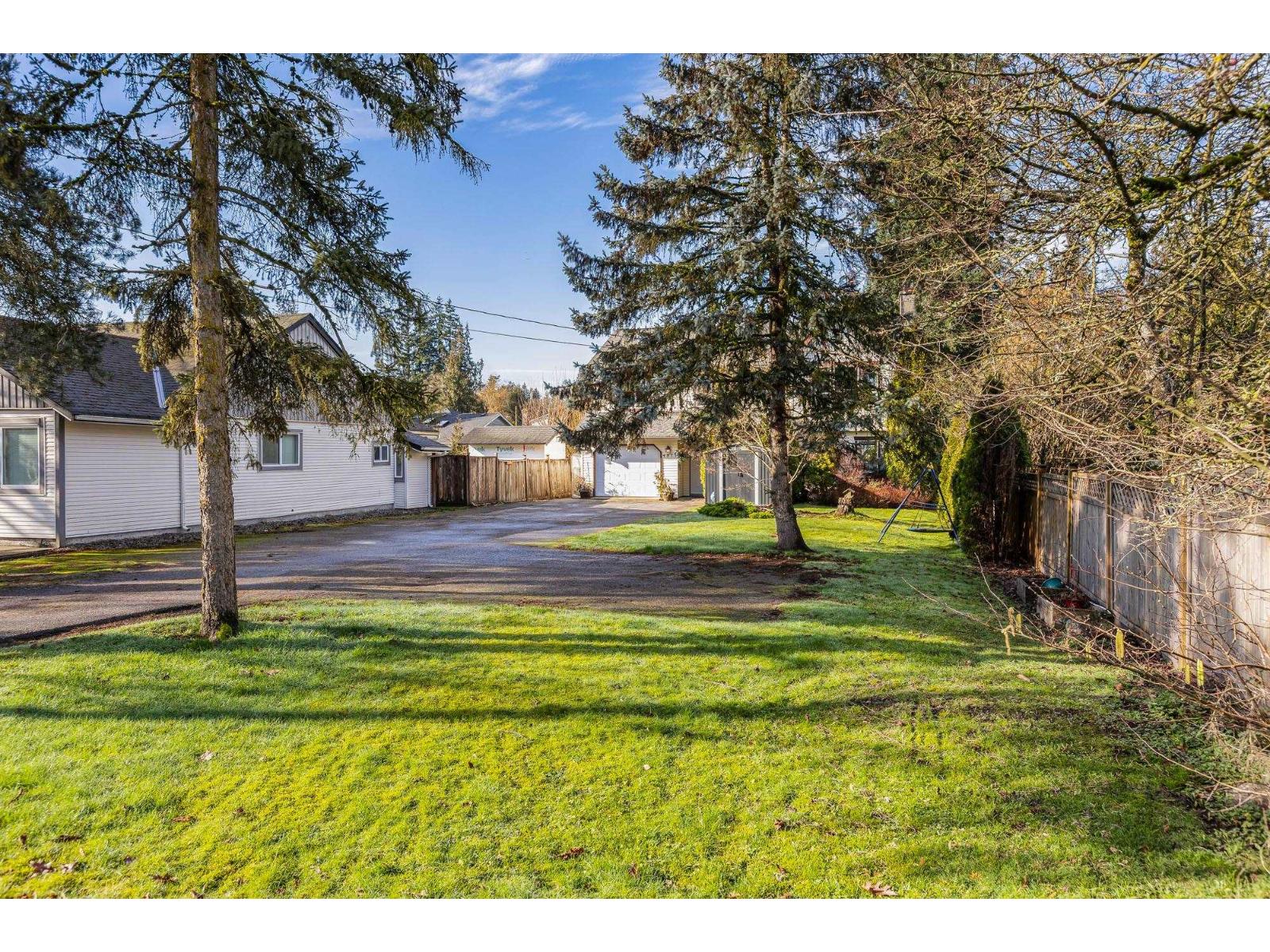 4875 200 Street, Langley, British Columbia  V3A 1L6 - Photo 2 - R3087584