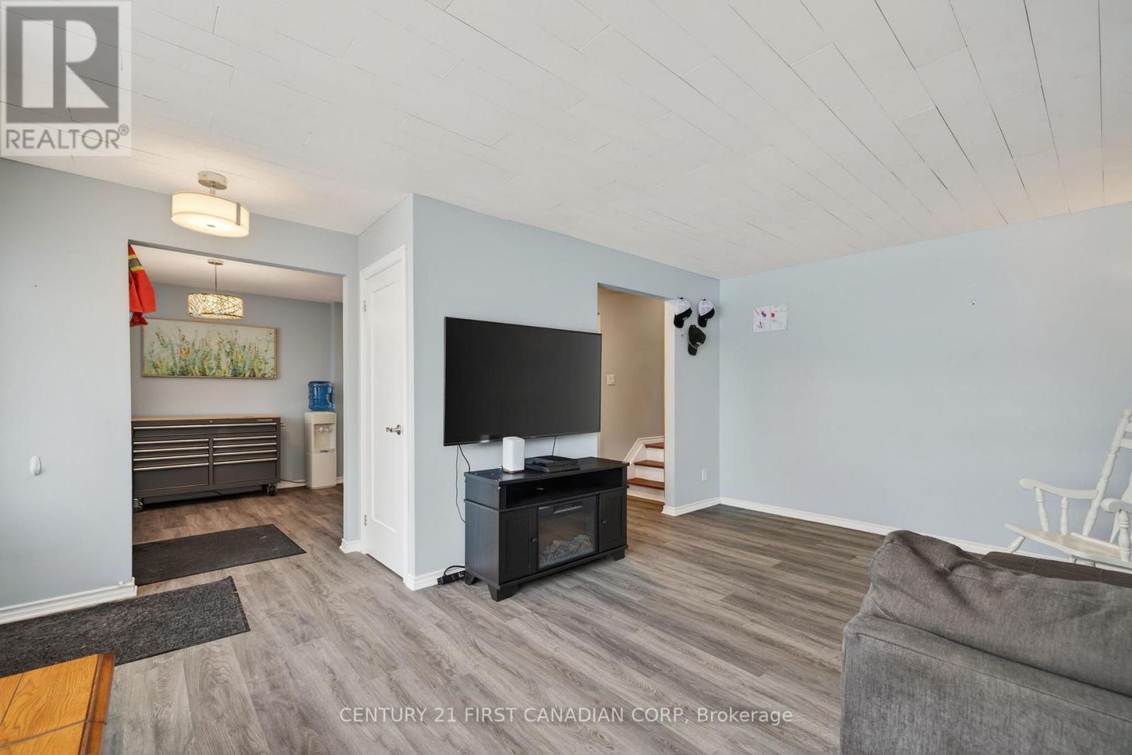 75 Mendip Crescent, London South, Ontario  N6E 1H2 - Photo 8 - X12775208