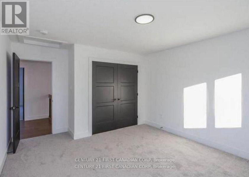 2165 Linkway Boulevard, London South, Ontario  N6K 0K8 - Photo 13 - X12775278