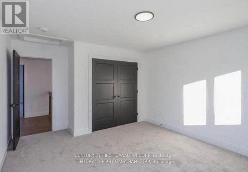 2165 Linkway Boulevard, London South, Ontario  N6K 0K8 - Photo 9 - X12775278