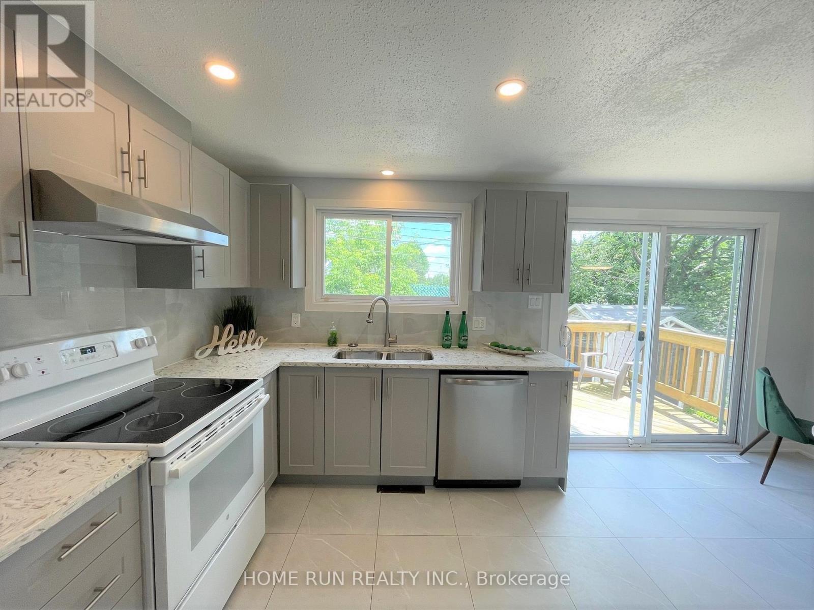 42 Walgate Avenue, Ottawa, Ontario  K2E 6M2 - Photo 15 - X12775202