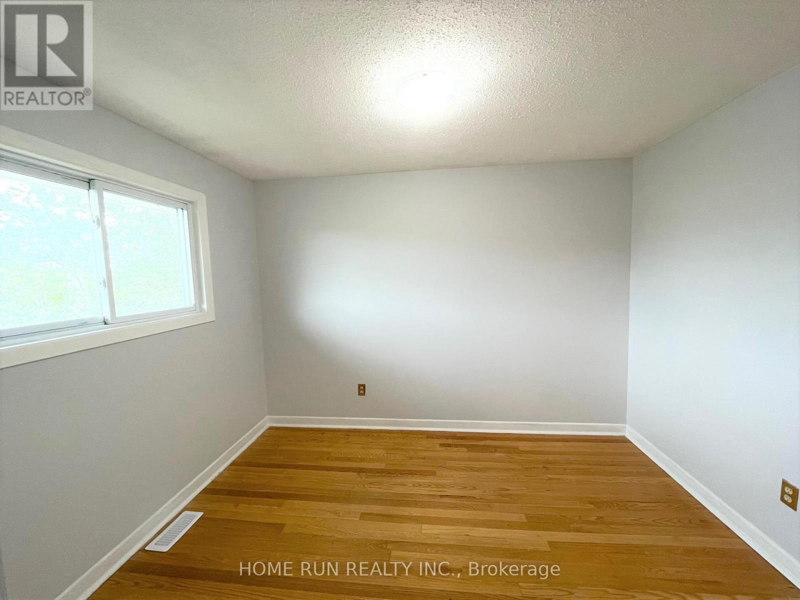 42 Walgate Avenue, Ottawa, Ontario  K2E 6M2 - Photo 26 - X12775202