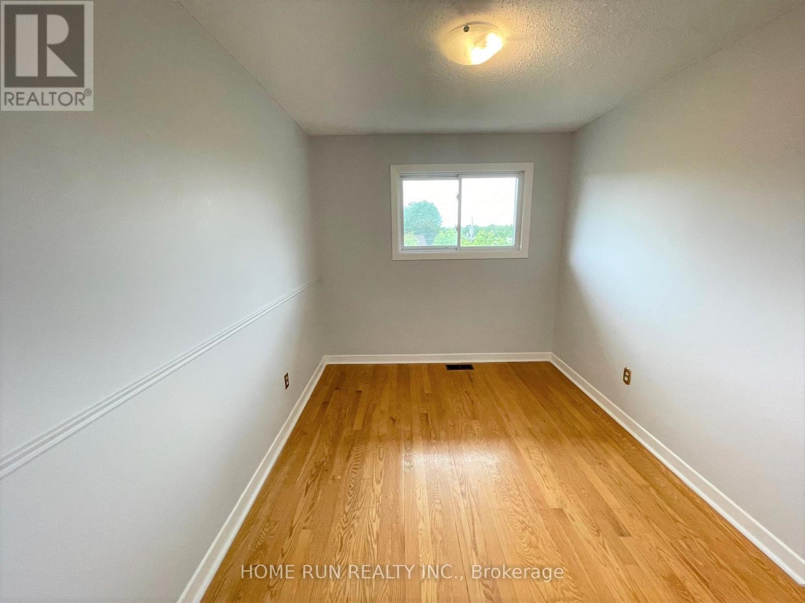 42 Walgate Avenue, Ottawa, Ontario  K2E 6M2 - Photo 27 - X12775202