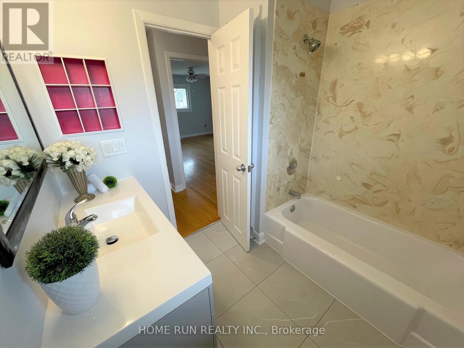 42 Walgate Avenue, Ottawa, Ontario  K2E 6M2 - Photo 31 - X12775202