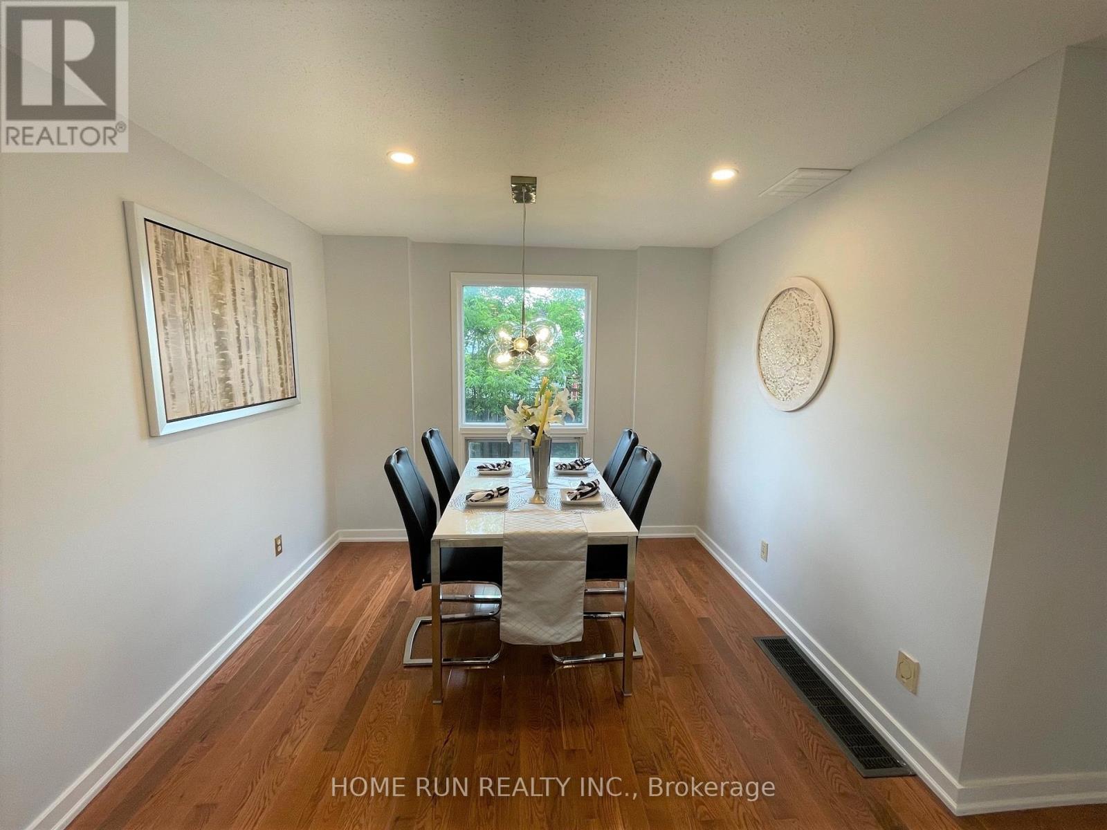 42 Walgate Avenue, Ottawa, Ontario  K2E 6M2 - Photo 8 - X12775202