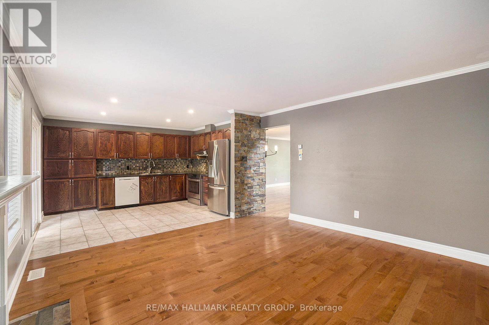 314 Stoneway Drive, Ottawa, Ontario  K2G 6G9 - Photo 14 - X12775216