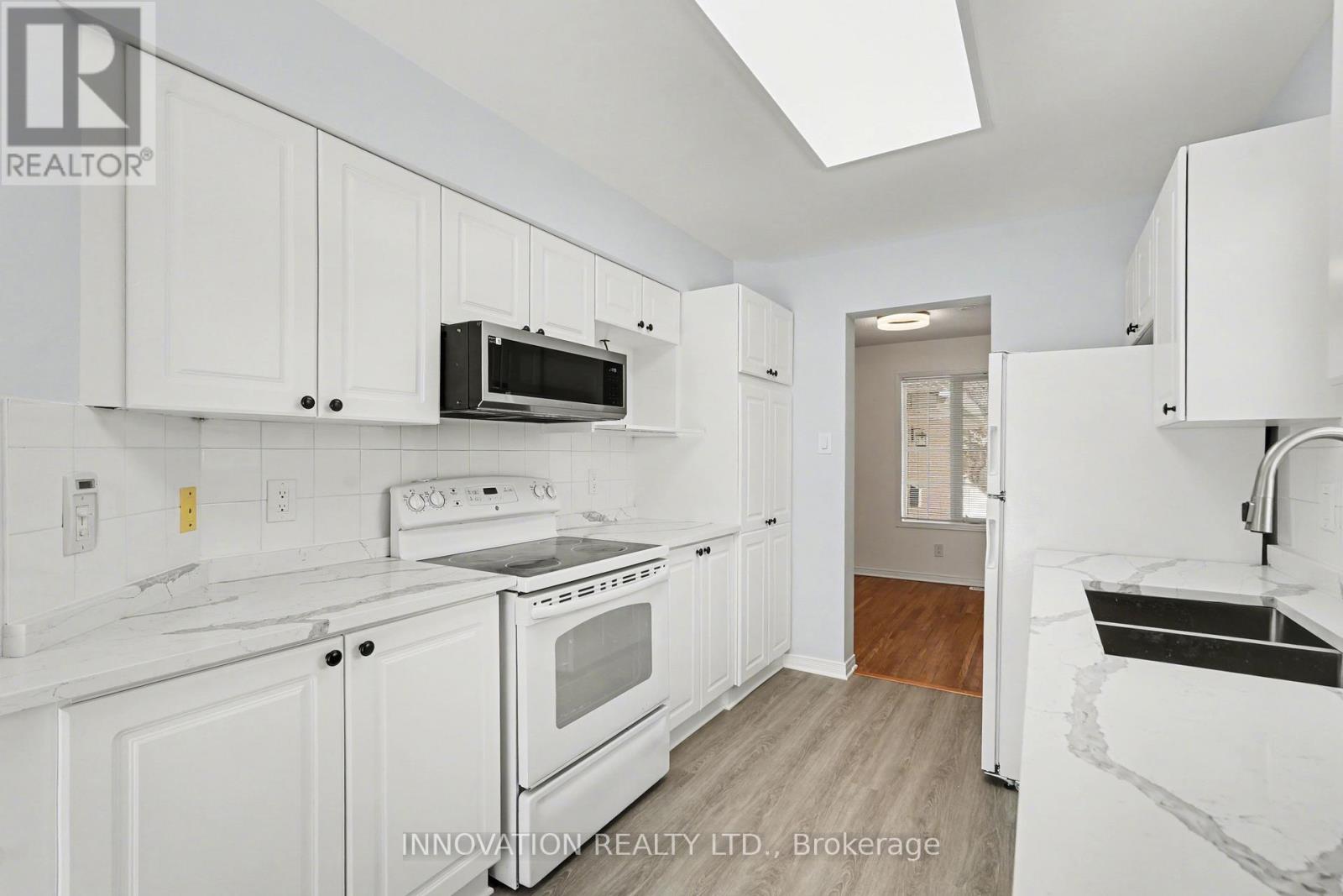 70 Cohen Avenue, Ottawa, Ontario  K2L 4G4 - Photo 5 - X12775354