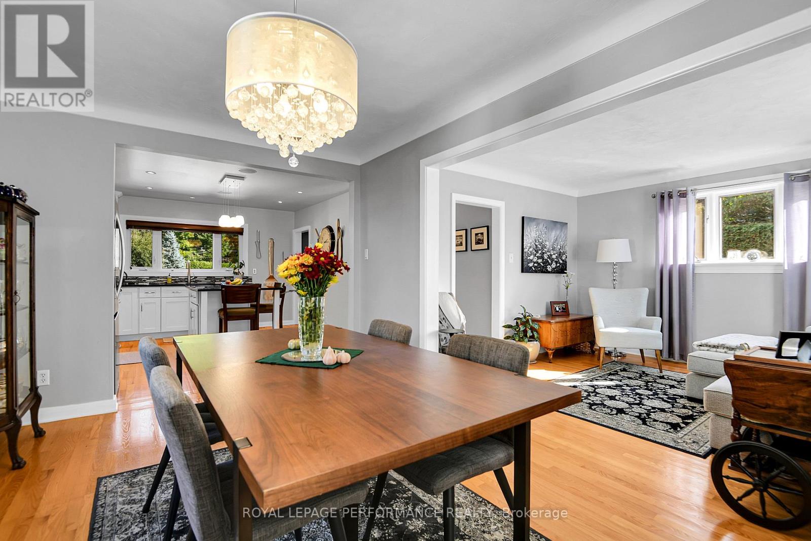 2239 Webster Avenue, Ottawa, Ontario  K1H 7H1 - Photo 10 - X12775356